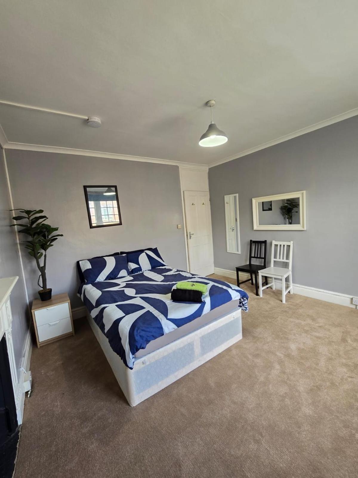 Great Flat Close To Edgware Road * Londra